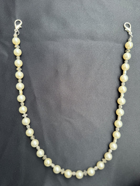 1 Of Ones: Mini cross x floral barrel "pearl" chain