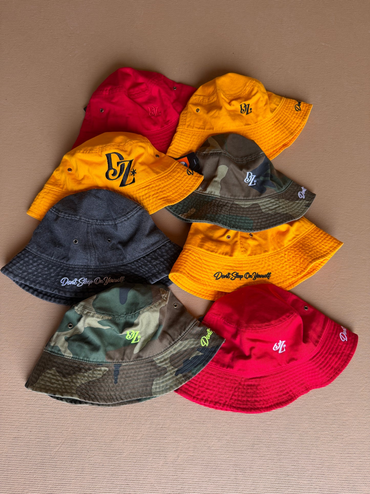 DZ BUCKET HAT