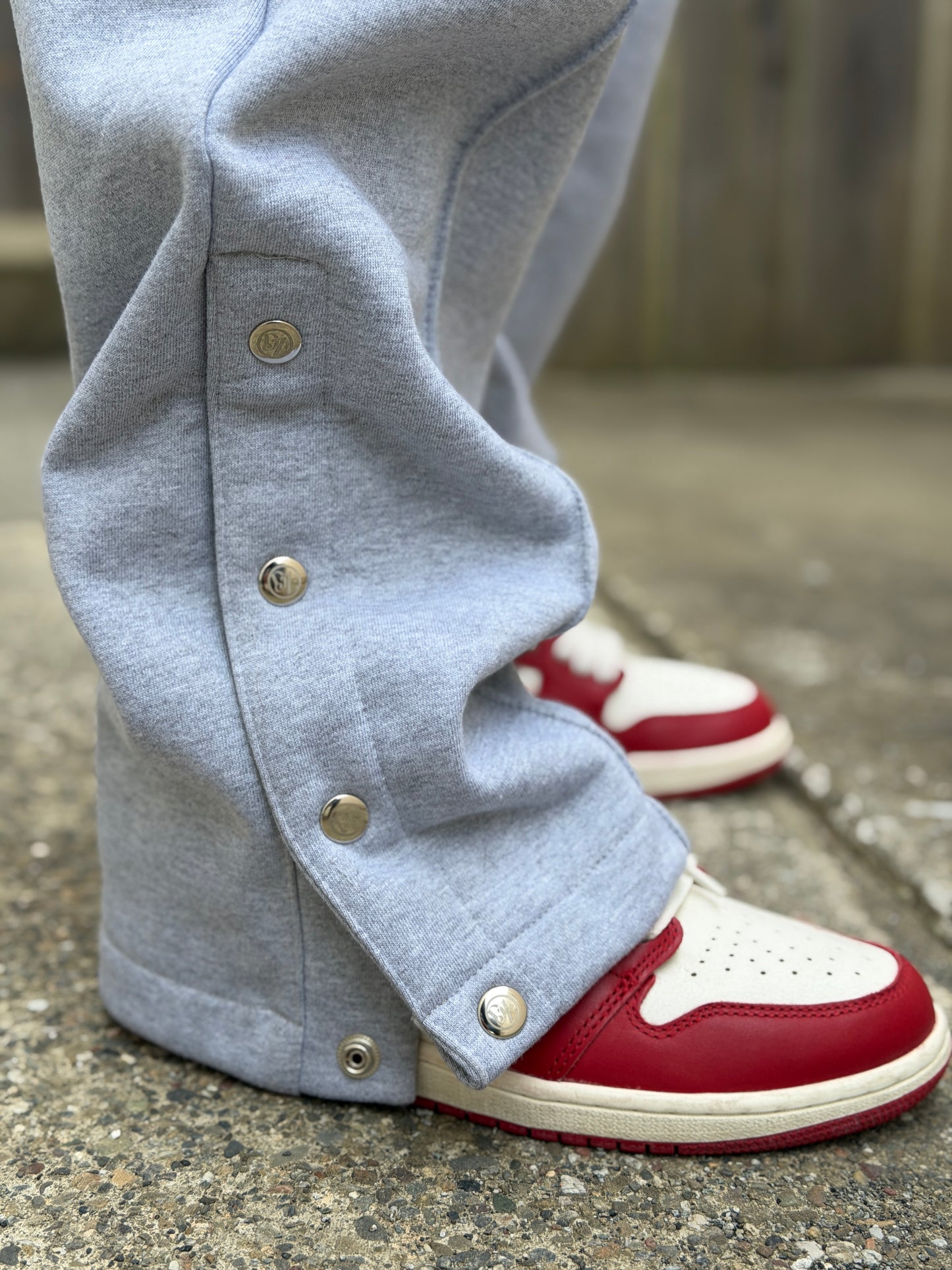 DZ PLEATED SWEATS